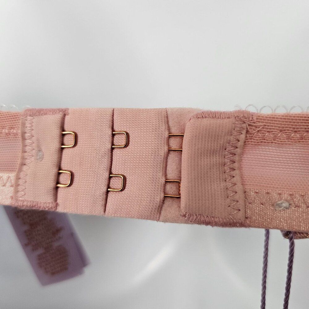 Savage X Fenty Bra Unlined Pink Metallic Gold Lace Mesh‎ Wireless Women's S NWT - Picture 8 of 16